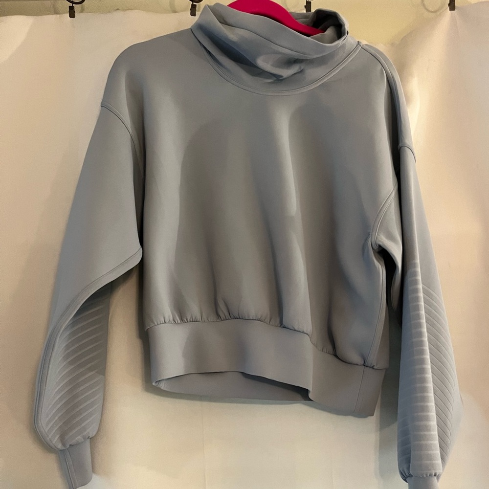 Warpstreme pullover